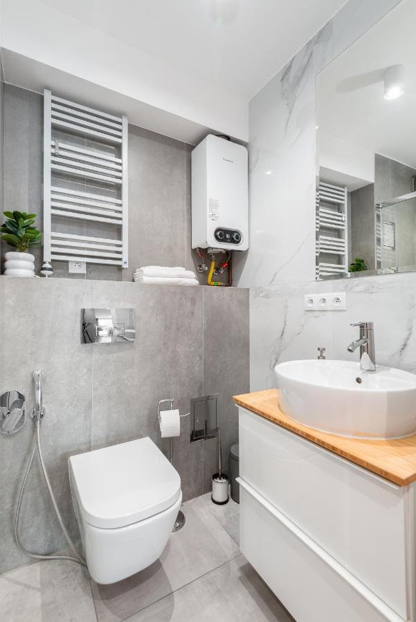 קטוביץ Kairos Apartments - Central - Parking, Scisle Centrum, 20 Pietro, Klimatyzacja מראה חיצוני תמונה